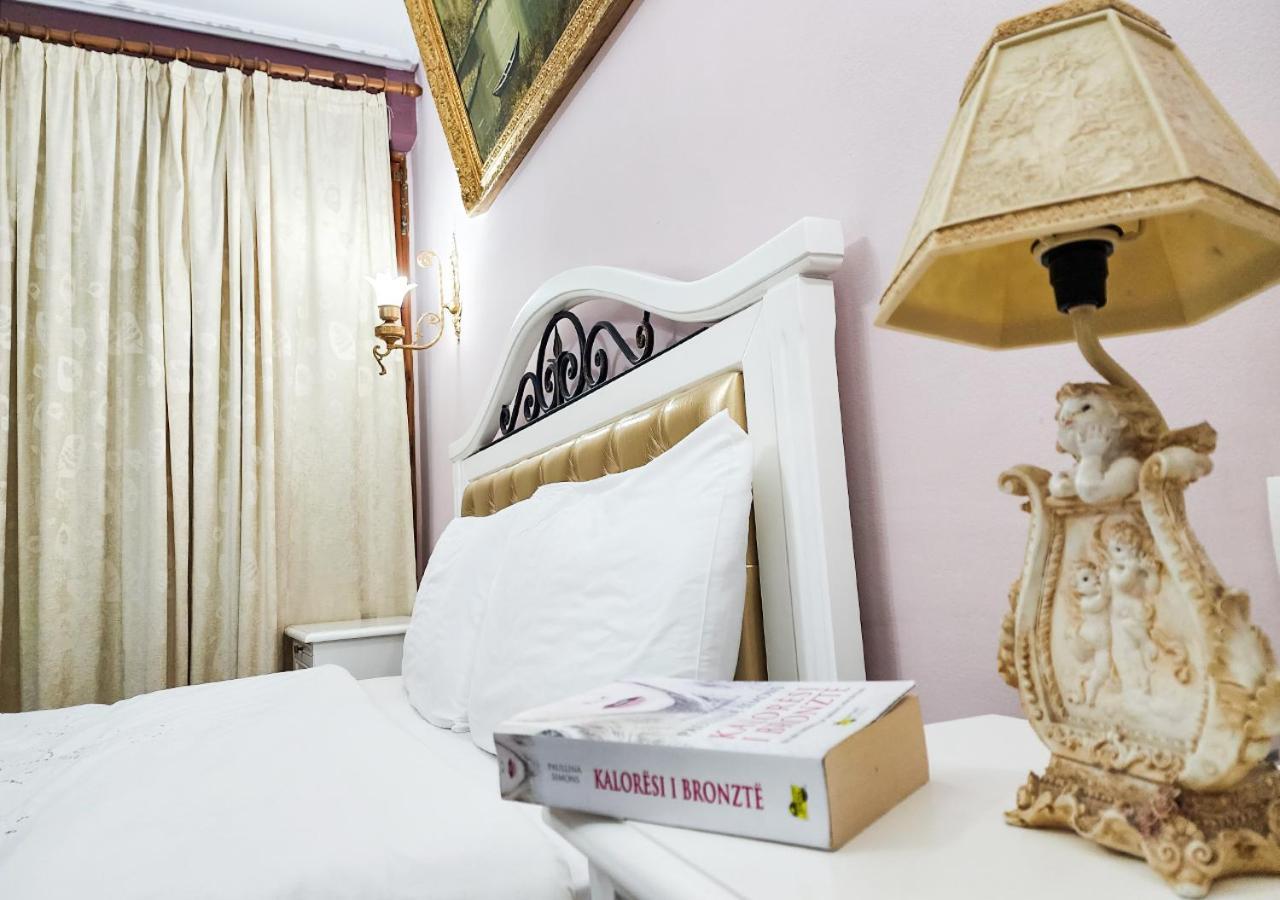 Villa Parku Rinia 코르처 외부 사진