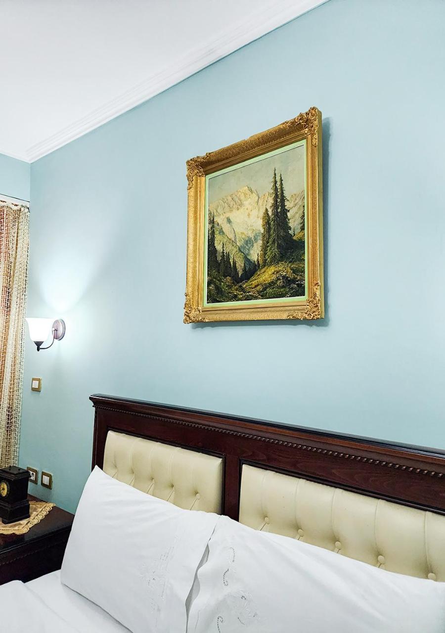 Villa Parku Rinia 코르처 외부 사진